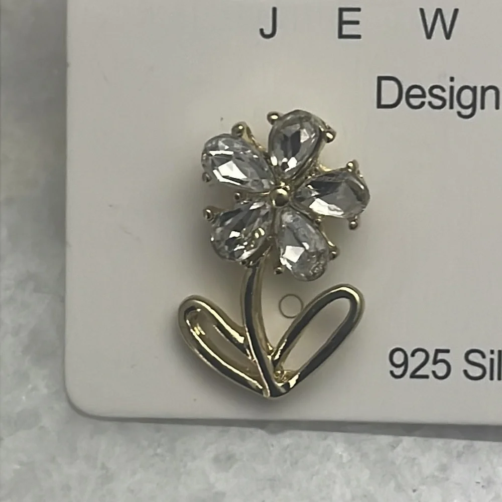Earrings flower Gold-tone Metal Leaves Sparkling Crystal Rhinestones Jewelry